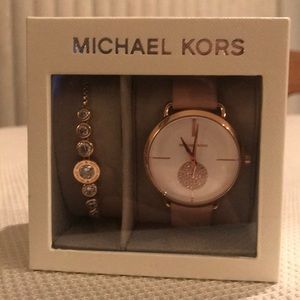 Michael Kors Rose gold Watch and Bracelet Set